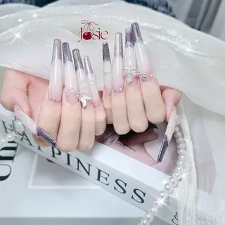 ネイル YURI NAILのネイルデザイン