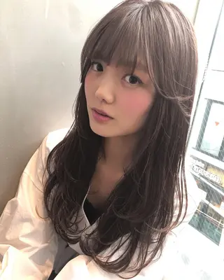 ロング カラー 遠藤 眞実のヘアスタイル