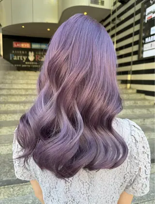 ロング カラー 新美 蓮のヘアスタイル