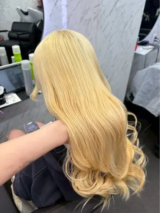 カラー ⋆✦ Leon カット¥1100のヘアスタイル