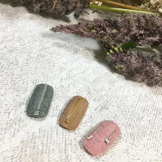 ミディアム ネイル BINERVA nail salonのネイルデザイン