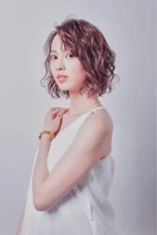 ミディアム カラー パーマ ヘアメイク金坂 /カットカラー/のヘアスタイル
