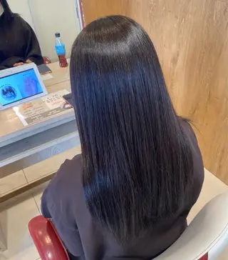 ロング カラー ヘアアレンジ fifth 石川 凪のヘアスタイル