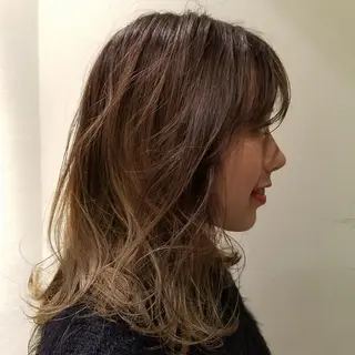 カラー 🙃 透明感カラー/ボブのヘアスタイル