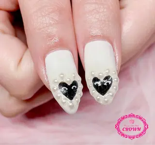 ネイル CROWN プライベートサロンのネイルデザイン