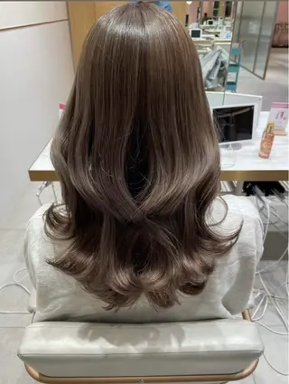 セミロング カラー ナチュラル韓国ヘア 🇰🇷塚田凌太のヘアスタイル