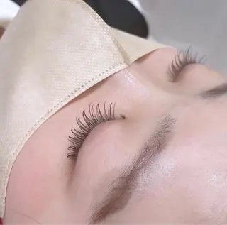 マツエク・マツパ 南 綾花の眉毛・アイブロウイメージ