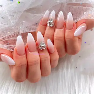 ネイル Nail Salon Lacusのネイルデザイン