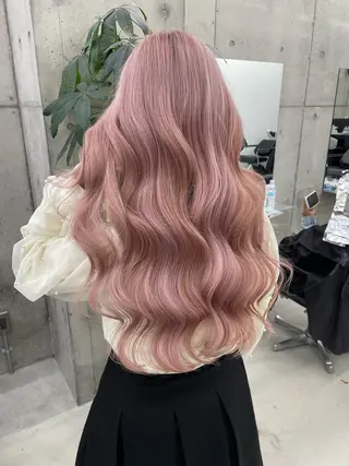 ロング 手島 カミラのヘアスタイル