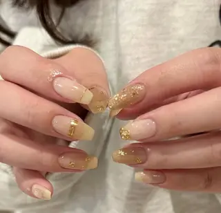 ネイル 高木 維麗絲のネイルデザイン