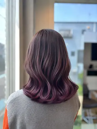 セミロング カラー 遠藤 千蘭のヘアスタイル