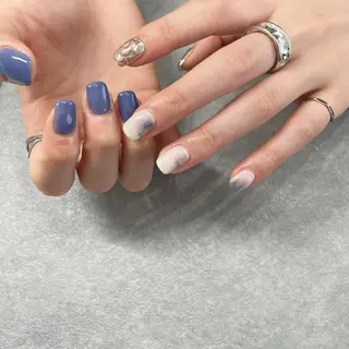 ネイル kiii.__ ✴︎*のネイルデザイン