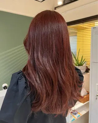 ロング カラー 安来柚乃 ヤスキユノのヘアスタイル