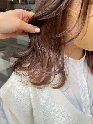 ミディアム カラー パーマ ヘアアレンジ メンズ キッズ ネイル mana 暖色カラーカットのヘアスタイル