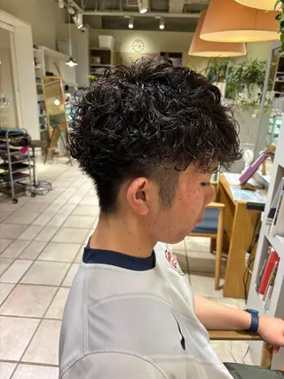 ショート メンズ エムプラス ヨツバコ店所属・萩原 琳之祐のヘアスタイル