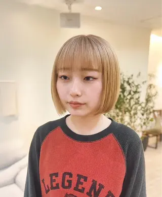 ショート カラー つぼみ/パーマ ／レイヤー／ボブのヘアスタイル