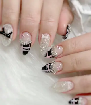 ネイル Kotoneil.Y所属・Kotoneil.Y 琴音のネイルデザイン