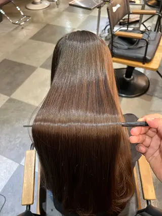 ロング 渡邊 和紀のヘアスタイル