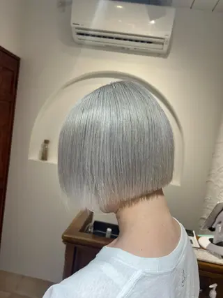 ショート カラー 🥀韓国ヘア🥀 宮津真菜のヘアスタイル