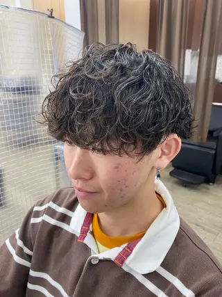 ショート パーマ メンズ 市川 博紀 店長のヘアスタイル