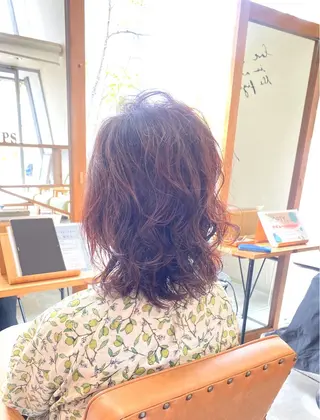 ミディアム 酸性ストレート/ブリ ーチなしWカラー河本のヘアスタイル