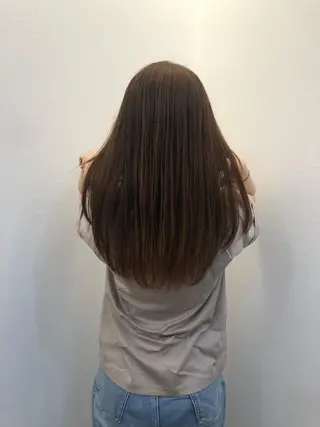 カラー ツノガイ エリのヘアスタイル