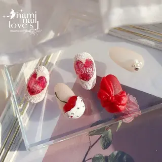 ネイル 内 奈美のネイルデザイン