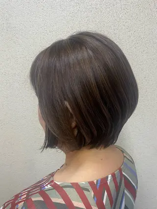 ショート 艶髪✨髪質改善カラー 楠本浩子のヘアスタイル