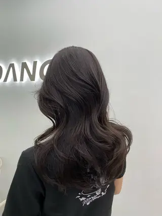 ロング カラー 上品モテヘア🩶 karen🩶のヘアスタイル
