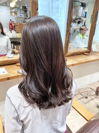 セミロング カラー コトミ【メンズ特化】 女子ウケ提案🫶🏻のヘアスタイル