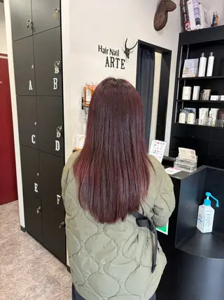 ロング カラー 友滝 真菜美のヘアスタイル