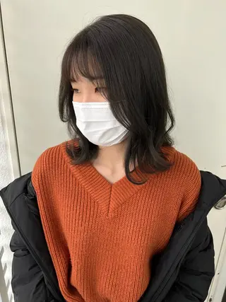 ミディアム カラー 韓国🇰🇷レイヤー 映える顔周り🩷のヘアスタイル