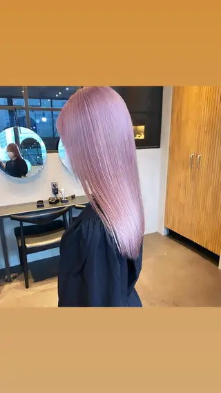 セミロング カラー 艶ハイトーンブリーチ 🌈小林侑雅のヘアスタイル