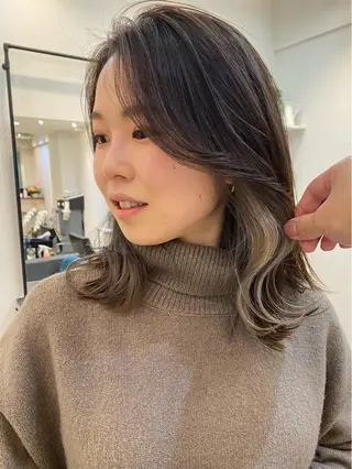 セミロング カラー パーマ ヘアアレンジ メンズ キッズ ネイル マツエク・マツパ アイブロウ 韓国風×透明感カラー 髪質改善オタベシンヤのヘアスタイル