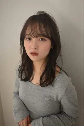 カラー aya / ニュアンスカラーのヘアスタイル