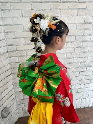 ロング あやかショート 白髪ぼかしのヘアスタイル