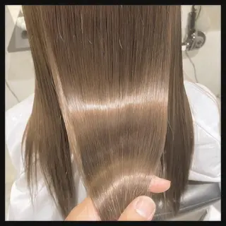 ミディアム カラー パーマ ヘアアレンジ メンズ キッズ ネイル マツエク・マツパ アイブロウ 🌈髪質改善🉐割✨ 🌸“ever”🌸のヘアスタイル
