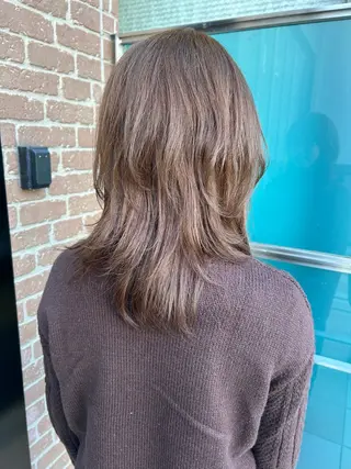 セミロング カラー 久木原 ゆりのヘアスタイル