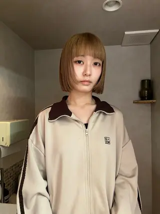 ショート カラー nishido ハイライト/パーマのヘアスタイル