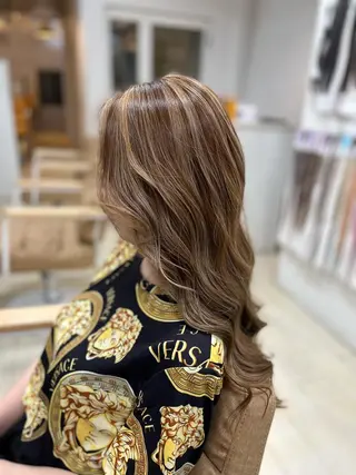 セミロング カラー パーマ ヘアアレンジ メンズ キッズ ネイル マツエク・マツパ アイブロウ 🧡可愛い色落ち🧡 ハイトーン特化🧡のヘアスタイル