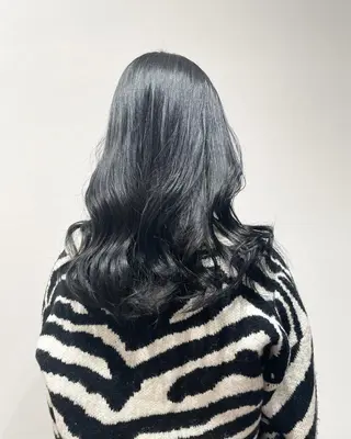 ロング カラー うる艶カラー asukaのヘアスタイル