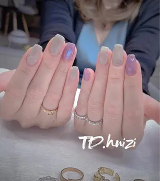 ミディアム めぐみのネイルサロン スタッフ練習のネイルデザイン