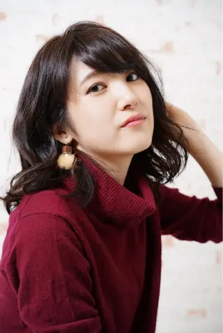 ミディアム カラー パーマ KAIzen. tomoのヘアスタイル