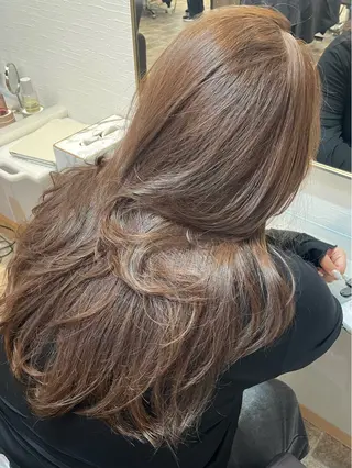 ロング カラー YUI/ ブリーチカラー🌷のヘアスタイル