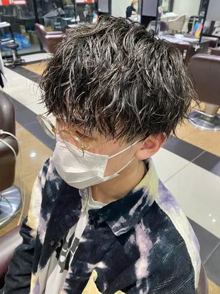 ショート パーマ メンズ 酸スト/フェザー パーマ/三谷海斗のヘアスタイル