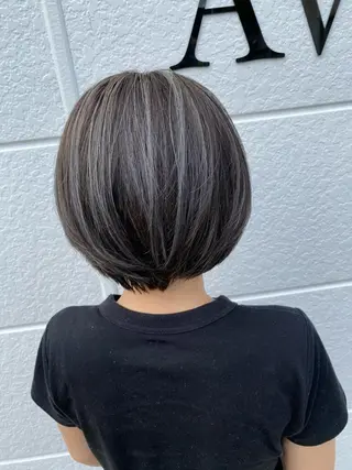 ショート カラー 鍵谷 公宏のヘアスタイル