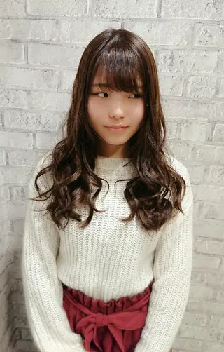 セミロング カラー ヘアアレンジ 秋山 幸太のヘアスタイル