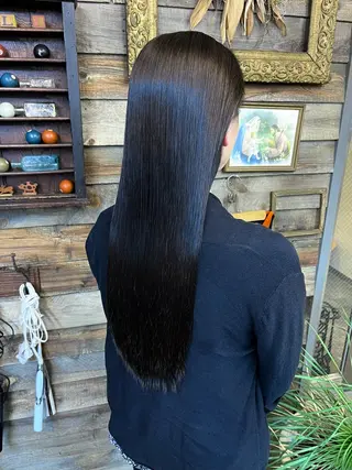 ロング カラー 川崎 かなでのヘアスタイル