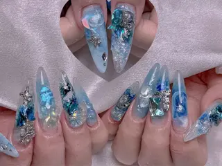 ネイル 長さ出し専門店 RIRIのネイルデザイン