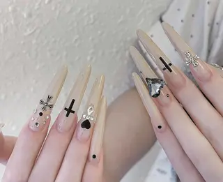 ネイル エリ🫧 nail池袋東口のネイルデザイン